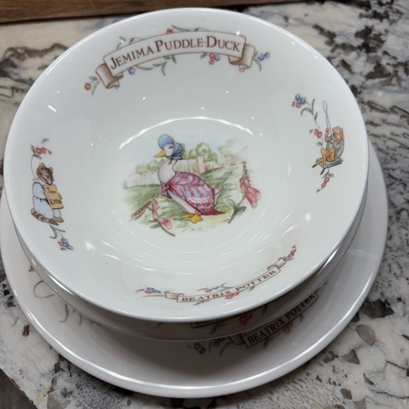 The World of Beatrix Potter Set Of Three Vintage Dishes Royal Albert - Picture 2 of 10